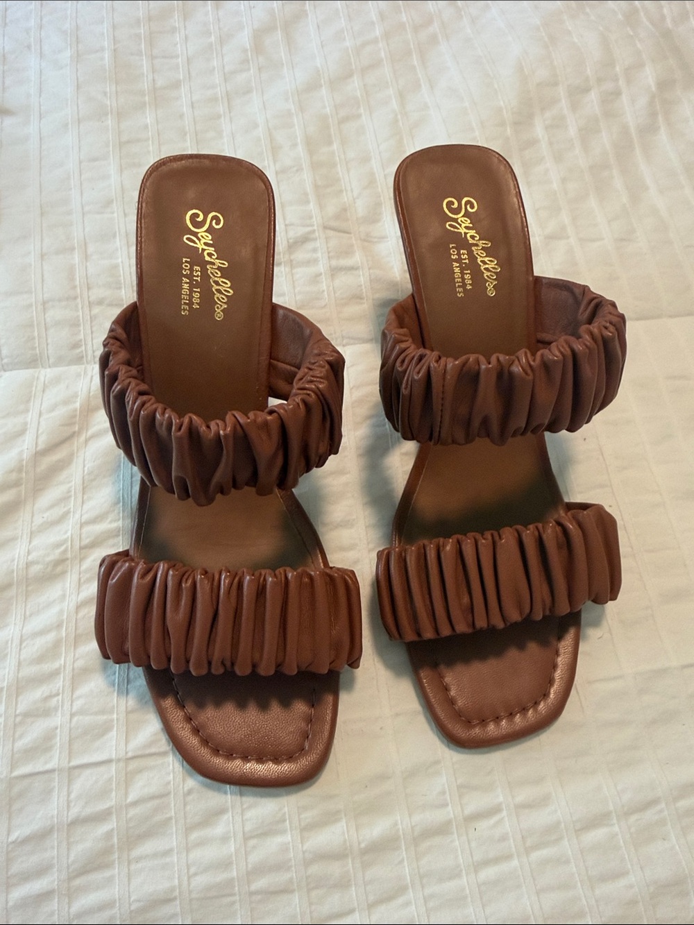Seychelles Brown Ruched Double-Band Slide Heels